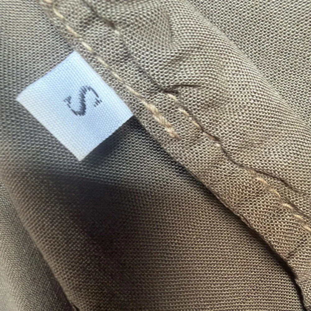 Current/Elliott chest lightweight elliott
